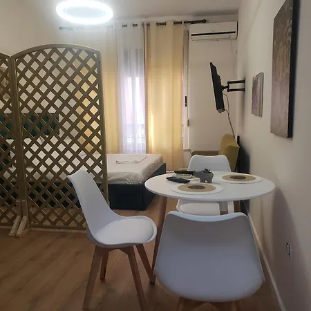 Kelis Center Apartment Tirana